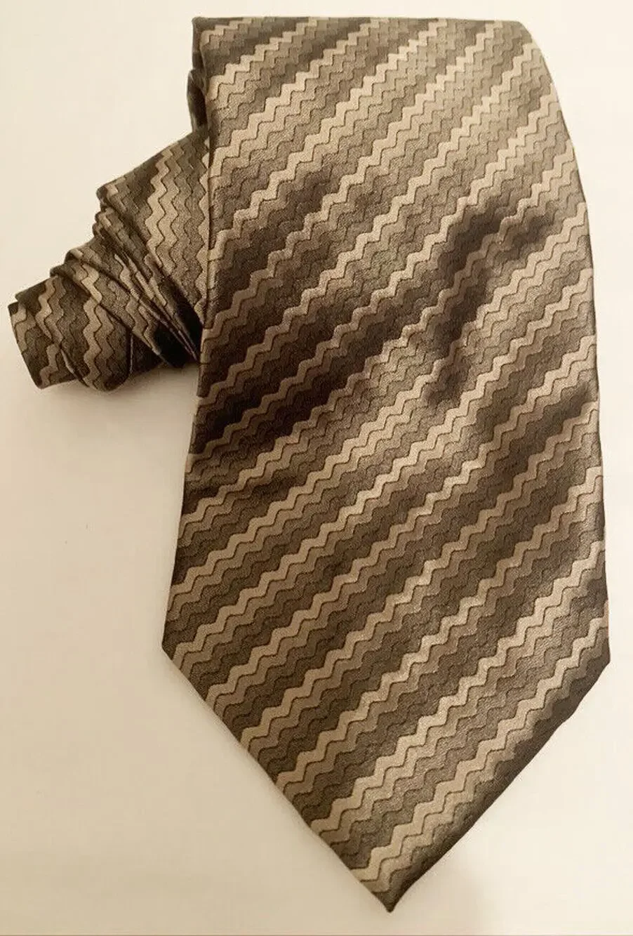 Marcellotino Brown GEOMETRIC PRINT pattern